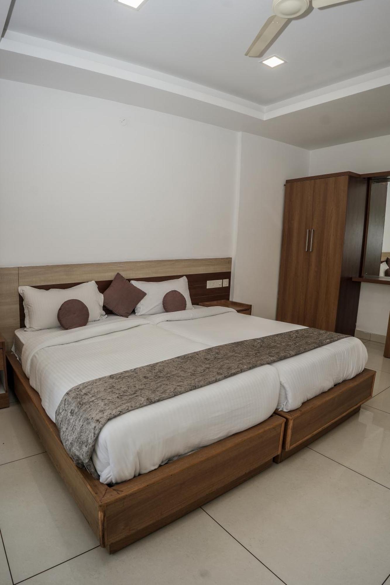 Hotel Lets Stay Kochi Exteriér fotografie