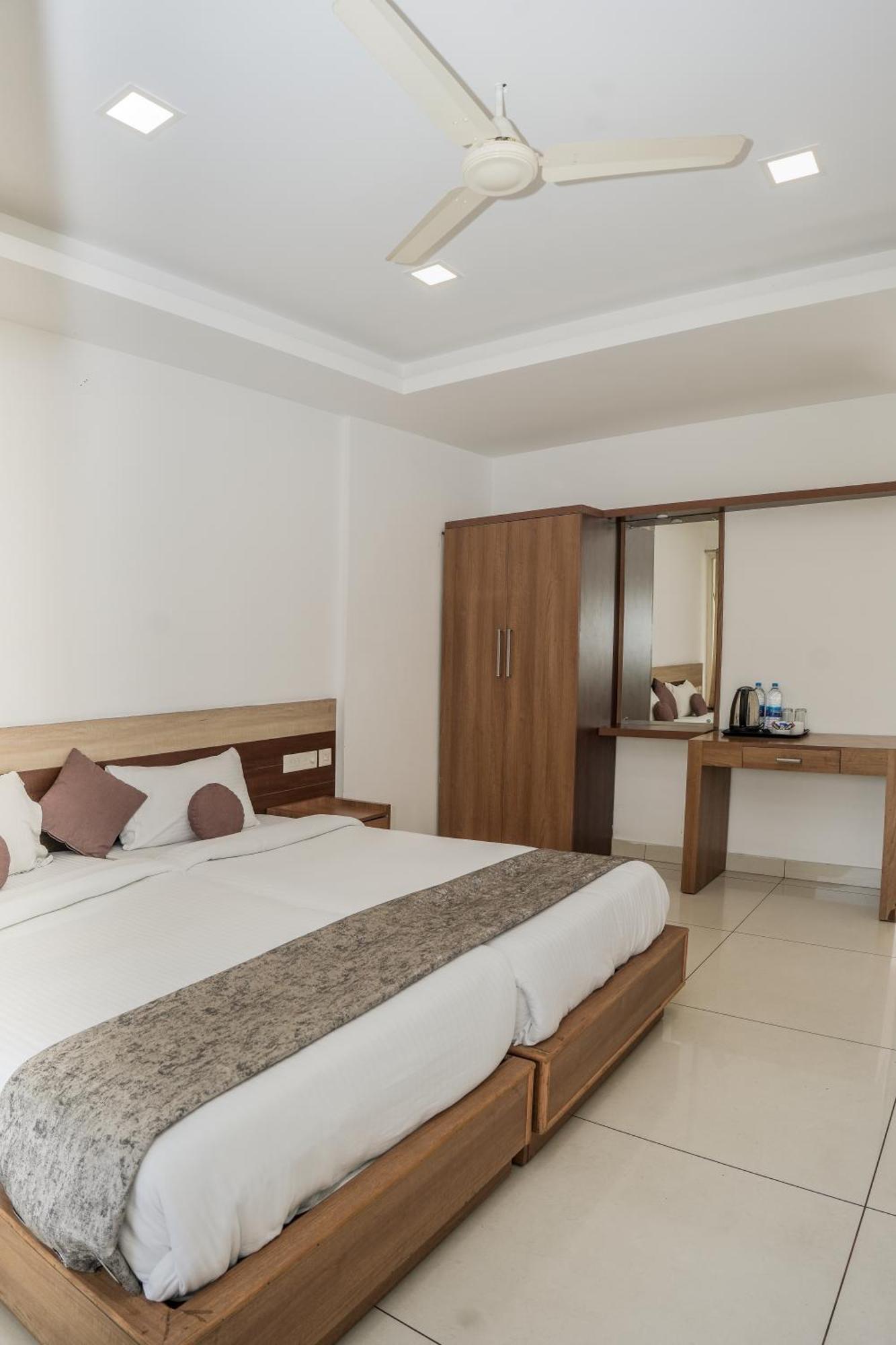 Hotel Lets Stay Kochi Exteriér fotografie